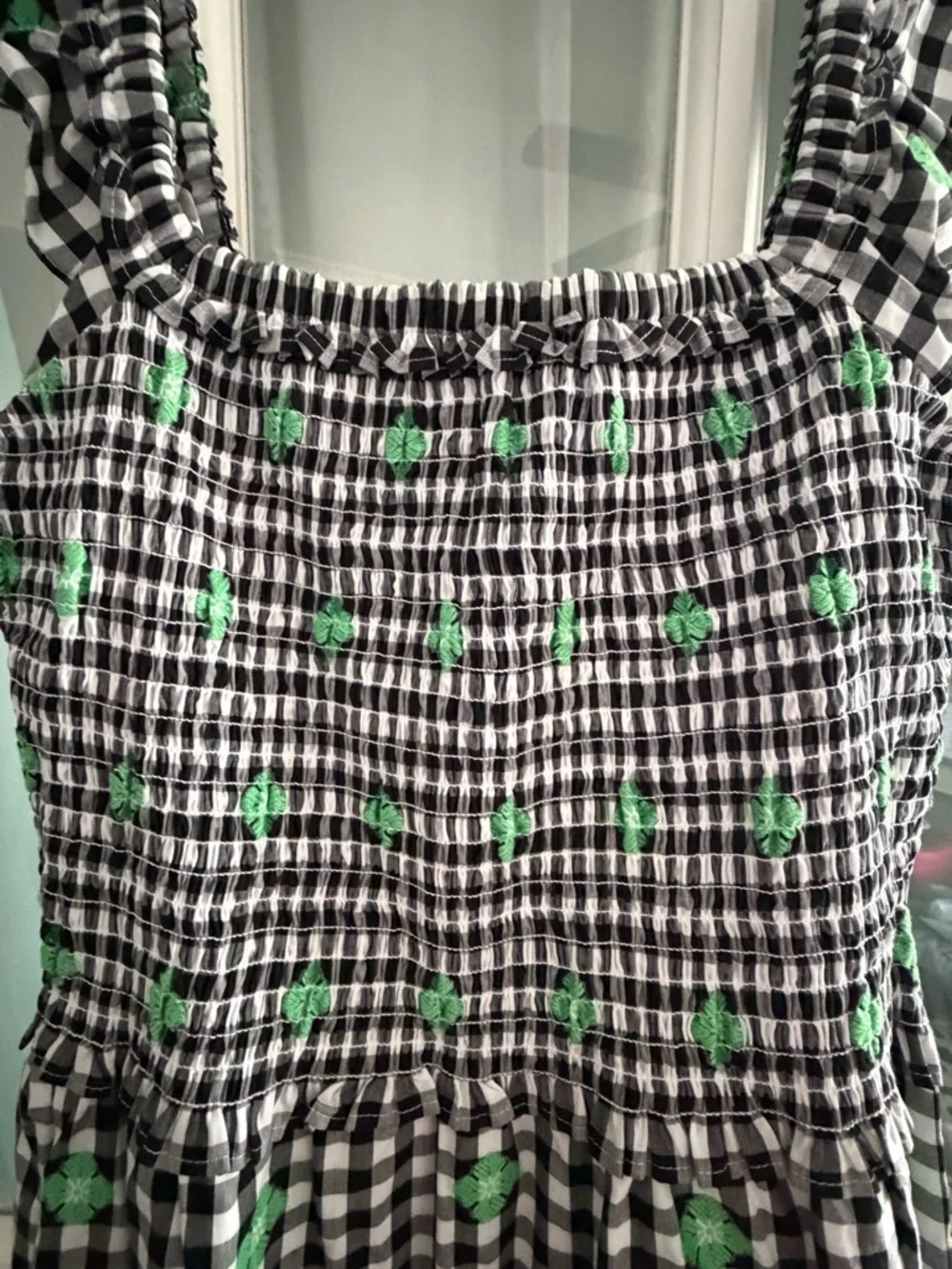 NWOT kate spade Black & White Gingham Midi Dress with Green Floral Clover detail - Picture 2 of 4